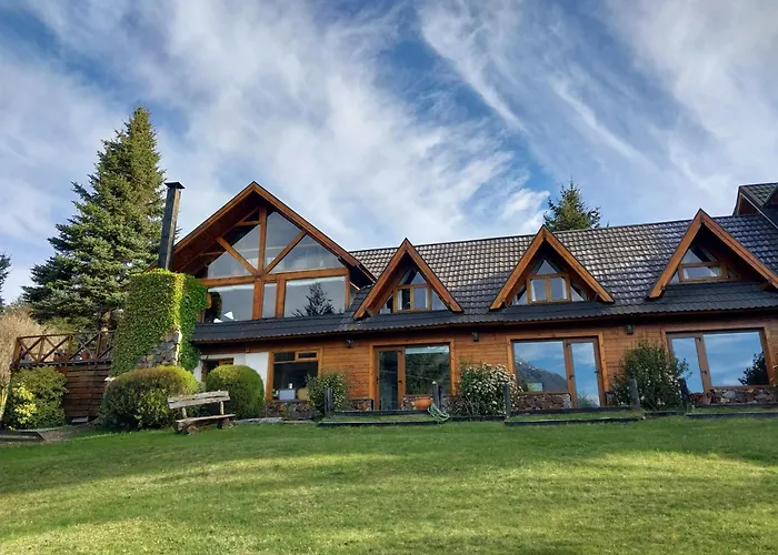 Casa del Lago Villa La Angostura